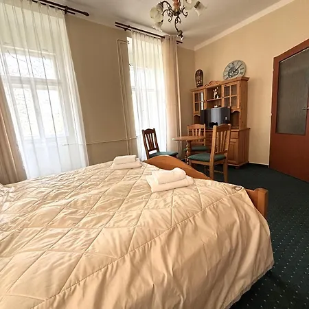 Berolina Guest house *